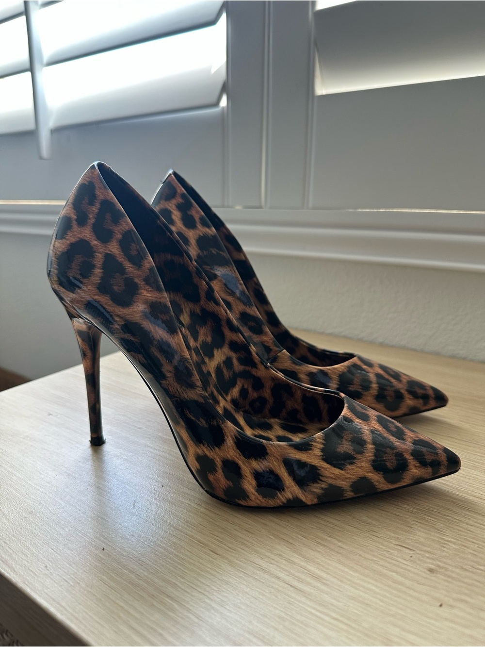 Aldo Leopard Print Pointed Toe Stiletto Pumps - Picture 2 of 5